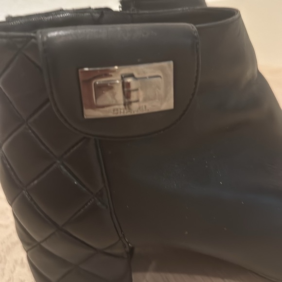 CHANEL Boots - Picture 5 of 7